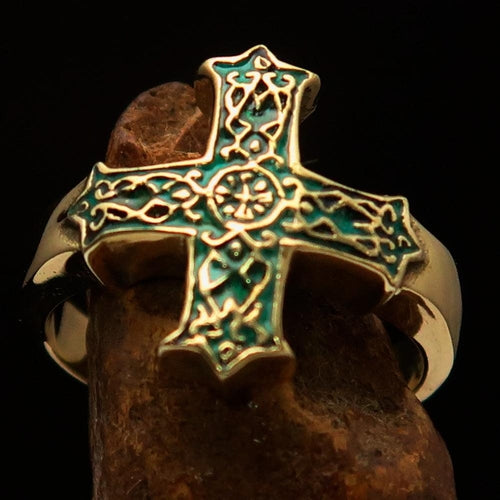 Excellent crafted green Men's ornamental Celtic Cross Ring - solid